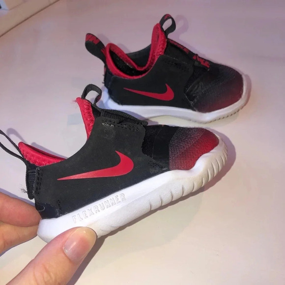 Nike Toddler Boy Flex Runner TD University Red And Black Sneaker Shoe Size 3 - Picture 5 of 8
